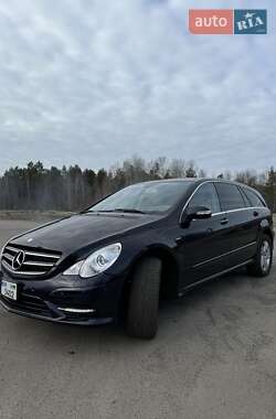 Універсал Mercedes-Benz R-Class 2010 в Вараші