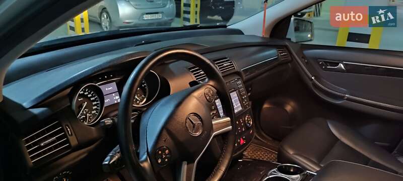Универсал Mercedes-Benz R-Class 2011 в Львове