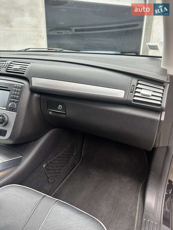 Универсал Mercedes-Benz R-Class 2011 в Коломые