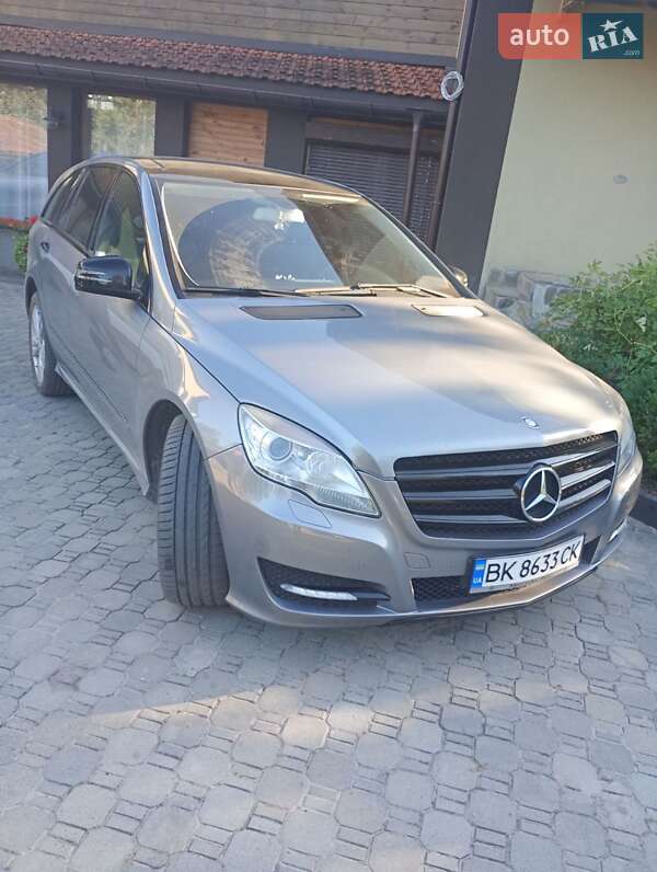 Универсал Mercedes-Benz R-Class 2010 в Ровно