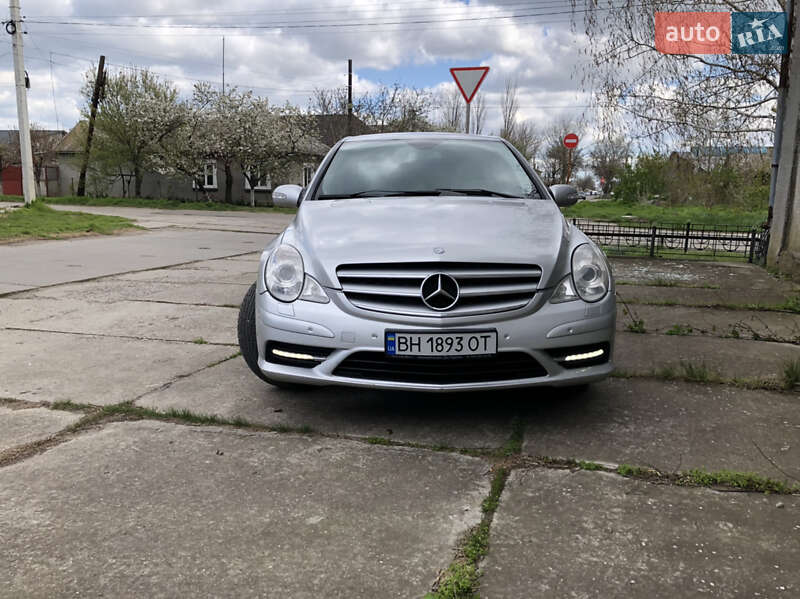 Универсал Mercedes-Benz R-Class 2009 в Килии