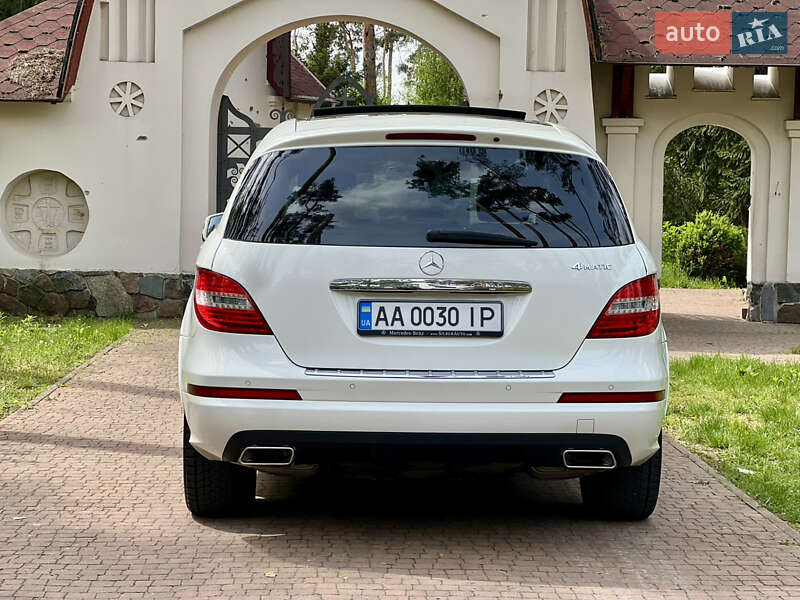 Минивэн Mercedes-Benz R-Class 2011 в Киеве