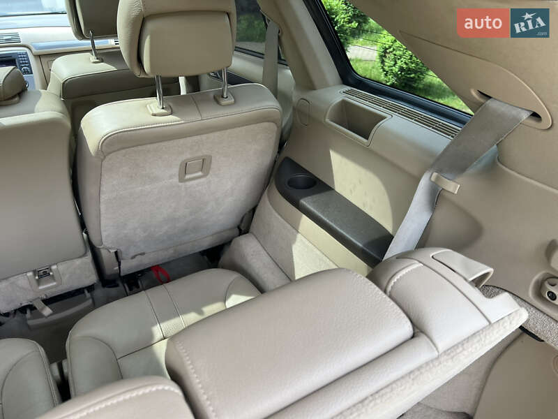 Минивэн Mercedes-Benz R-Class 2011 в Киеве