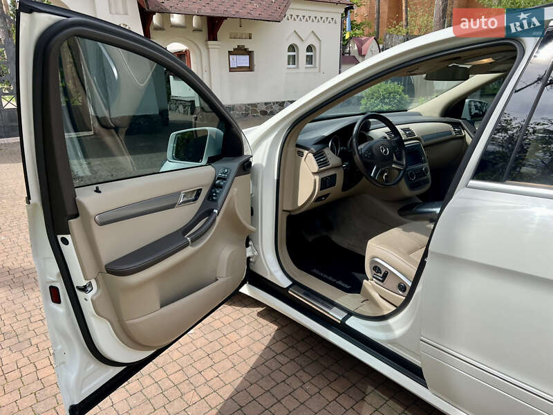 Минивэн Mercedes-Benz R-Class 2011 в Киеве