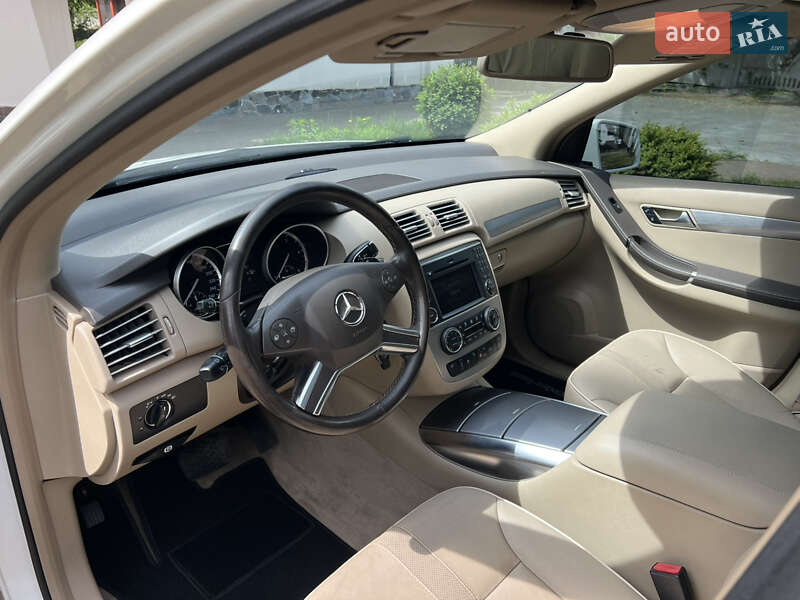 Минивэн Mercedes-Benz R-Class 2011 в Киеве