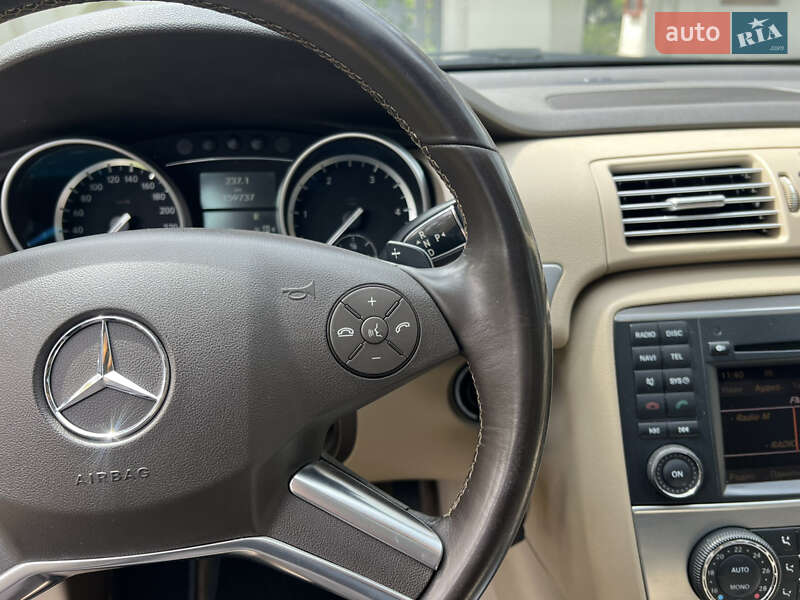 Минивэн Mercedes-Benz R-Class 2011 в Киеве
