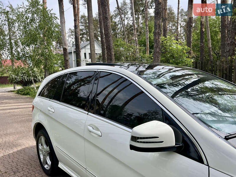 Минивэн Mercedes-Benz R-Class 2011 в Киеве