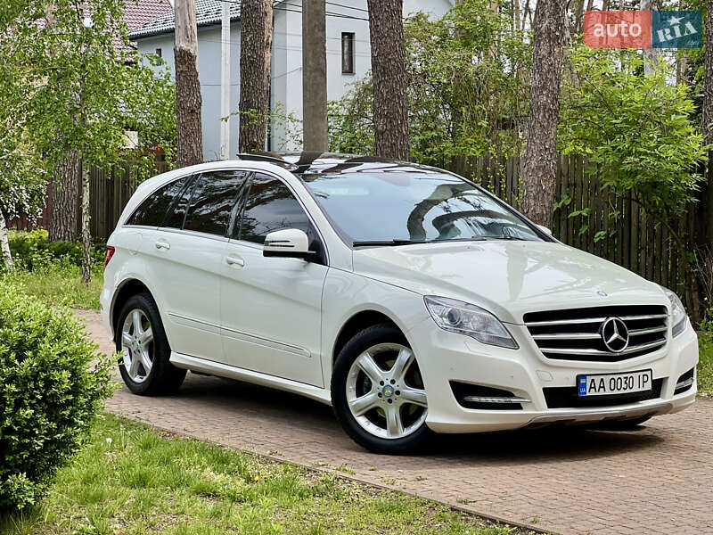 Минивэн Mercedes-Benz R-Class 2011 в Киеве
