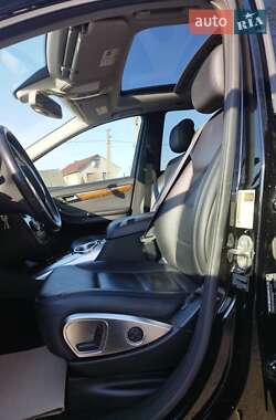 Минивэн Mercedes-Benz R-Class 2012 в 