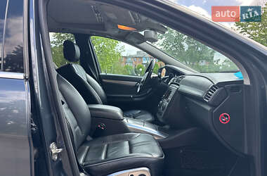 Мінівен Mercedes-Benz R-Class 2011 в 