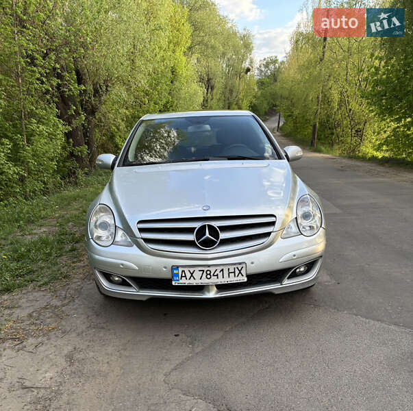 Минивэн Mercedes-Benz R-Class 2007 в 