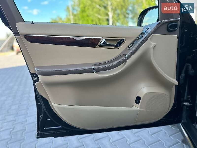 Минивэн Mercedes-Benz R-Class 2005 в Иваничах