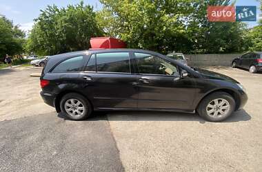 Минивэн Mercedes-Benz R-Class 2006 в 