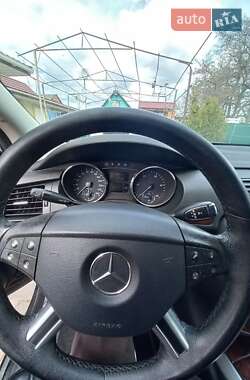 Минивэн Mercedes-Benz R-Class 2006 в 
