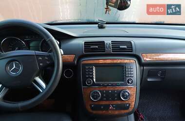 Минивэн Mercedes-Benz R-Class 2006 в 