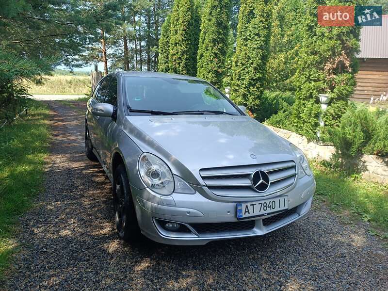 Минивэн Mercedes-Benz R-Class 2007 в 