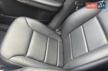 Минивэн Mercedes-Benz R-Class 2012 в 