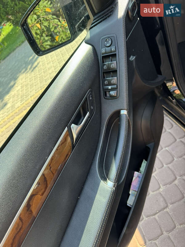 Минивэн Mercedes-Benz R-Class 2012 в Луцке