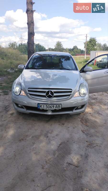Минивэн Mercedes-Benz R-Class 2007 в 