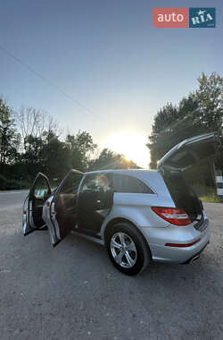 Мінівен Mercedes-Benz R-Class 2011 в 