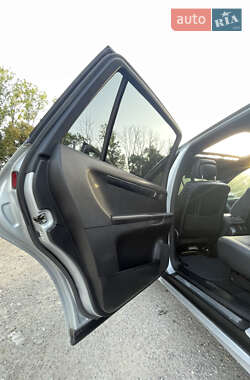 Мінівен Mercedes-Benz R-Class 2011 в 
