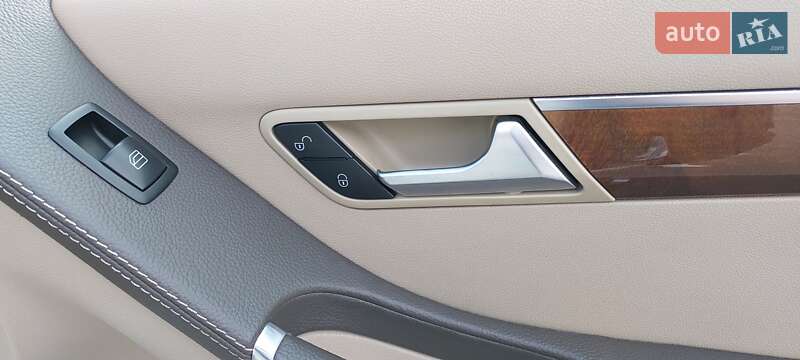 Минивэн Mercedes-Benz R-Class 2010 в Литине