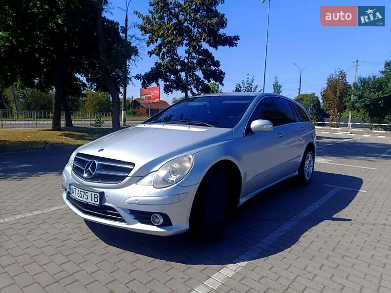 Минивэн Mercedes-Benz R-Class 2008 в 