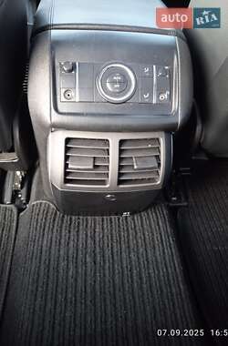 Мінівен Mercedes-Benz R-Class 2011 в 