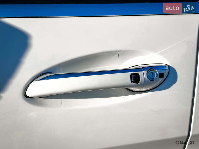 Мінівен Mercedes-Benz R-Class 2012 в Дніпрі