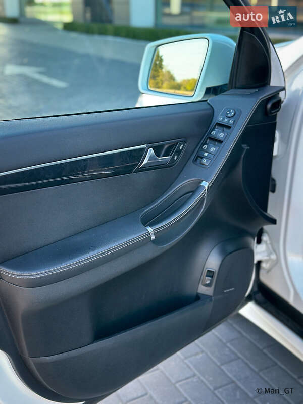 Мінівен Mercedes-Benz R-Class 2012 в Дніпрі