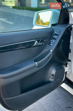 Минивэн Mercedes-Benz R-Class 2012 в 