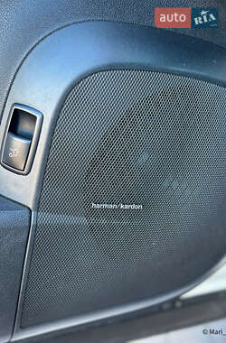 Минивэн Mercedes-Benz R-Class 2012 в 
