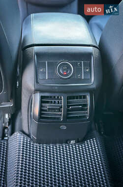 Минивэн Mercedes-Benz R-Class 2012 в 