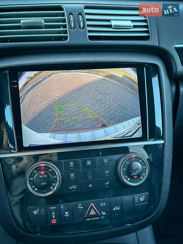 Мінівен Mercedes-Benz R-Class 2012 в Дніпрі