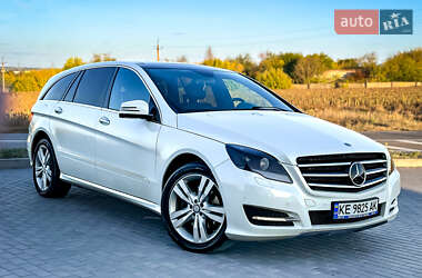 Минивэн Mercedes-Benz R-Class 2012 в 