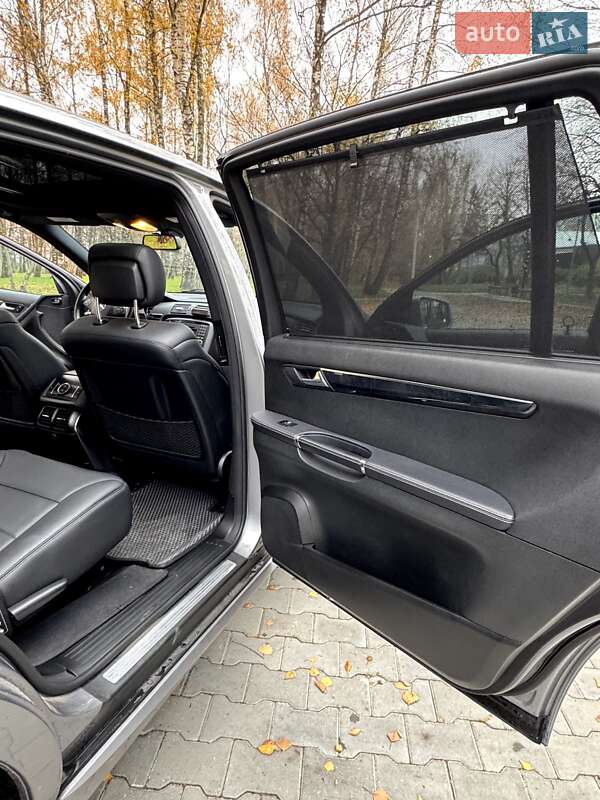 Мінівен Mercedes-Benz R-Class 2012 в Тернополі