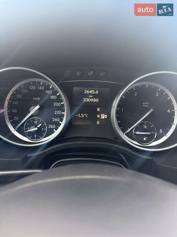 Минивэн Mercedes-Benz R-Class 2011 в Хмельницком