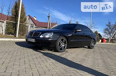 Седан Mercedes-Benz S 500 2004 в Самборе