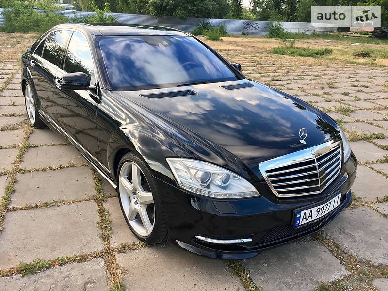 Седан Mercedes-Benz S-Class 2010 в Днепре