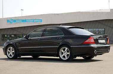 Седан Mercedes-Benz S-Class 2004 в 