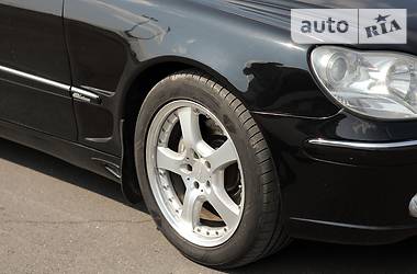 Седан Mercedes-Benz S-Class 2004 в 