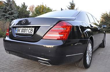 Седан Mercedes-Benz S-Class 2012 в Ровно