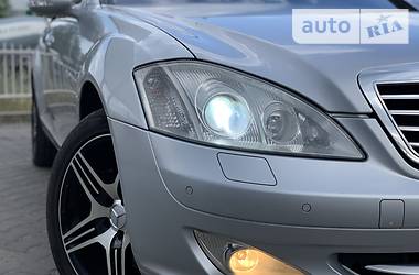 Седан Mercedes-Benz S-Class 2006 в 
