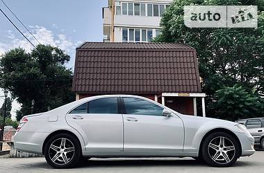 Седан Mercedes-Benz S-Class 2006 в 