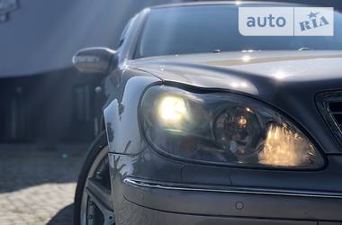 Седан Mercedes-Benz S-Class 2005 в 