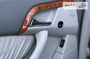 Седан Mercedes-Benz S-Class 2005 в 