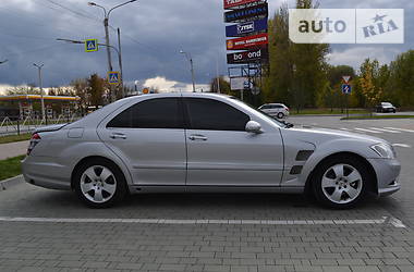 Седан Mercedes-Benz S-Class 2003 в Хмельницком