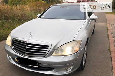 Лимузин Mercedes-Benz S-Class 2007 в Луцке