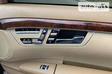 Седан Mercedes-Benz S-Class 2009 в 