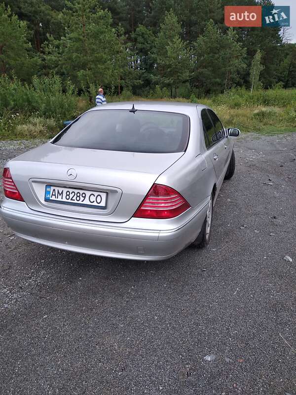 Седан Mercedes-Benz S-Class 2002 в Коростені